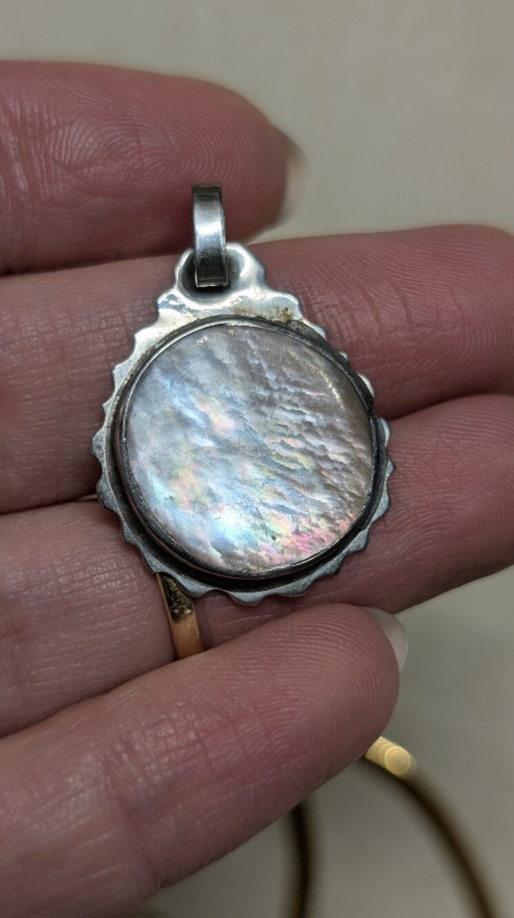 Silver Mother-of-Pearl Round Pendant - Iridescent White Pink Purple Blue